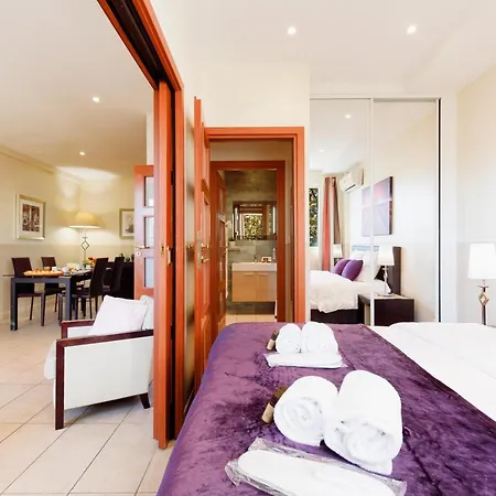 Carnot Apartament